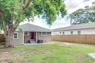 905 Plaza St, Clearwater, FL 33755 - Photo 5