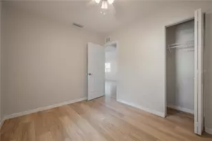 2307 E Osborne Ave, Tampa, FL 33610 - Photo 11