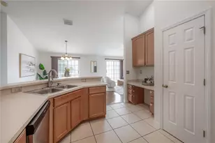 27834 Pleasure Ride Loop, Wesley Chapel, FL 33543 - Photo 11