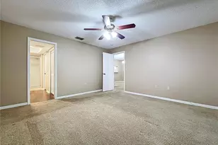 2020 Lakeview Dr, Clearwater, FL 33763 - Photo 39