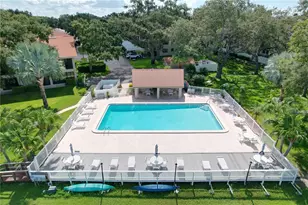 2020 Lakeview Dr, Clearwater, FL 33763 - Photo 57