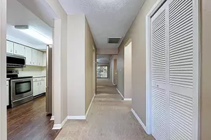 2020 Lakeview Dr, Clearwater, FL 33763 - Photo 13