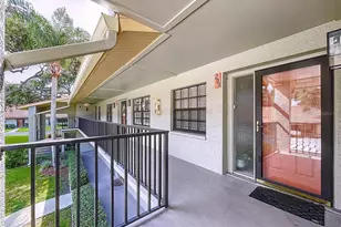 2020 Lakeview Dr, Clearwater, FL 33763 - Photo 9