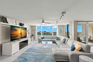 736 Island Way, Clearwater Beach, FL 33767 - Photo 7