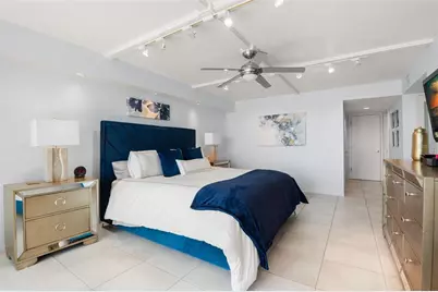 736 Island Way #604, Clearwater Beach, FL 33767 - Photo 25