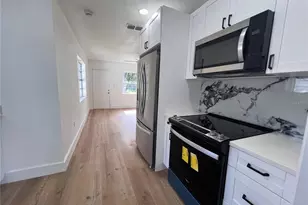 8018 N Edison Ave, Tampa, FL 33604 - Photo 11