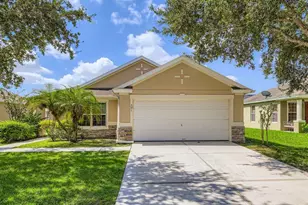 391 Michigan Estates Cir, Saint Cloud, FL 34769 - Photo 1