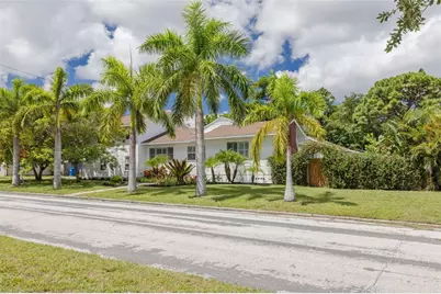 2400 9th Avenue N, Saint Petersburg, FL 33713 - Photo 3
