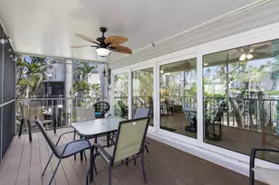 6250 Holmes Blvd, Holmes Beach, FL 34217 - Photo 21