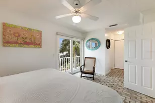 6250 Holmes Blvd, Holmes Beach, FL 34217 - Photo 29