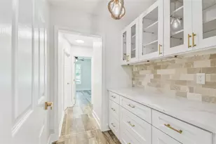 2513 N Valrico Rd, Seffner, FL 33584 - Photo 57