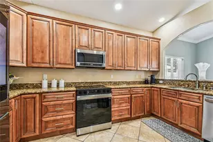 3225 71st Ave N, Saint Petersburg, FL 33702 - Photo 15