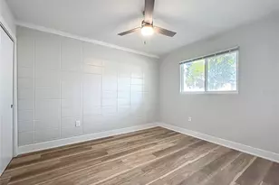 1307 Eagleview Dr, Brandon, FL 33510 - Photo 17