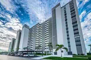 7050 Sunset Dr S, South Pasadena, FL 33707 - Photo 3