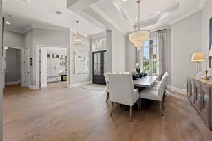 1210 Monterey Blvd NE, Saint Petersburg, FL 33704 - Photo 11