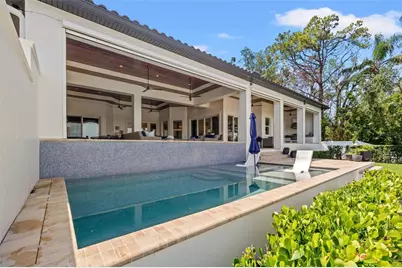 1210 Monterey Boulevard NE, Saint Petersburg, FL 33704 - Photo 85