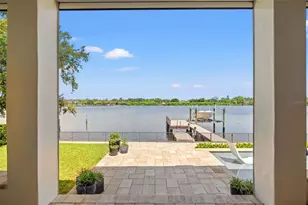 1210 Monterey Blvd NE, Saint Petersburg, FL 33704 - Photo 71