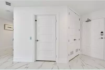 1560 Gulf Boulevard #306, Clearwater Beach, FL 33767 - Photo 13