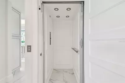 1560 Gulf Boulevard #306, Clearwater Beach, FL 33767 - Photo 11