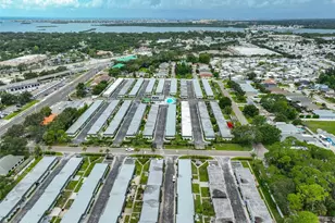 7741 39th Ave N, Saint Petersburg, FL 33709 - Photo 27