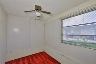 7741 39th Ave N, Saint Petersburg, FL 33709 - Photo 19