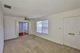 7741 39th Ave N, Saint Petersburg, FL 33709 - Photo 9