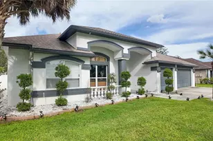 3926 Northridge Dr, Valrico, FL 33596 - Photo 3