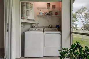 48 Country Club Dr, Largo, FL 33771 - Photo 27