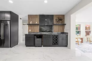 4440 Huntington St NE, Saint Petersburg, FL 33703 - Photo 11