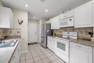 2237 Mayfield Palms Ln, Sun City Center, FL 33573 - Photo 15