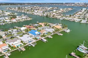 11750 5th St E, Treasure Island, FL 33706 - Photo 5