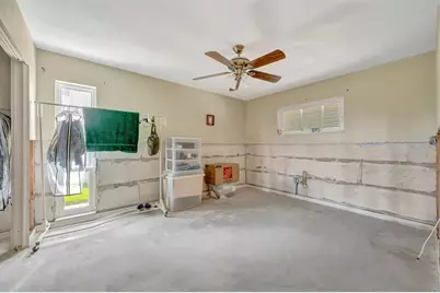 11750 5th Street E, Treasure Island, FL 33706 - Photo 25