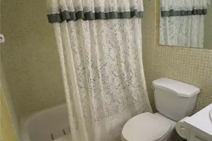 6000 20th St N, Saint Petersburg, FL 33714 - Photo 11