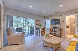 13759 Orange Sunset Dr, Tampa, FL 33618 - Photo 21
