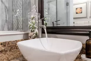 737 Kensington Lake Cir, Brandon, FL 33511 - Photo 25