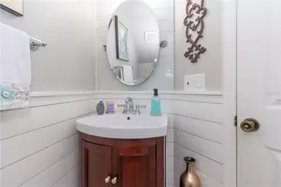 737 Kensington Lake Cir, Brandon, FL 33511 - Photo 7