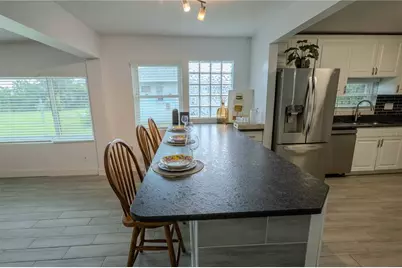 1101 28th Avenue S, Saint Petersburg, FL 33705 - Photo 9