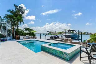 17081 Dolphin Dr, North Redington Beach, FL 33708 - Photo 3