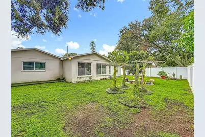 7536 18th Way N, Saint Petersburg, FL 33702 - Photo 17