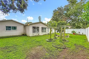 7536 18th Way N, Saint Petersburg, FL 33702 - Photo 17