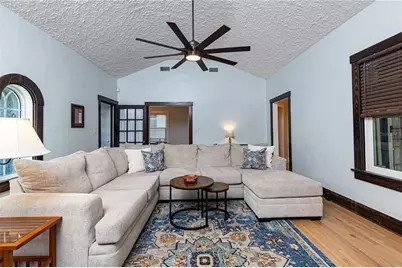 804 E Hollywood Street, Tampa, FL 33604 - Photo 11