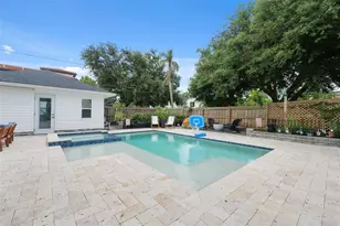 4805 16th St N, Saint Petersburg, FL 33703 - Photo 35
