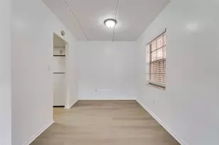 4708 Christa Ct, Tampa, FL 33614 - Photo 7