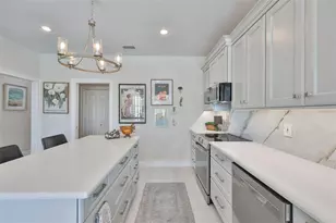 2327 Platinum Dr, Sun City Center, FL 33573 - Photo 17