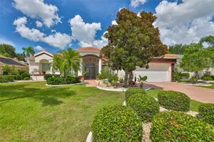 2327 Platinum Dr, Sun City Center, FL 33573 - Photo 3