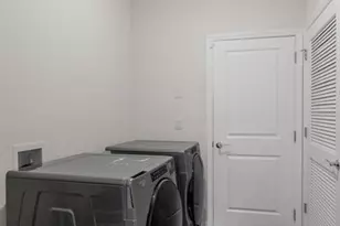 8370 Wheat Stone Dr, Zephyrhills, FL 33540 - Photo 23