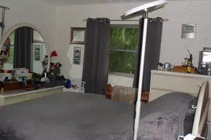 120 SW Monroe Cir N, Saint Petersburg, FL 33703 - Photo 17