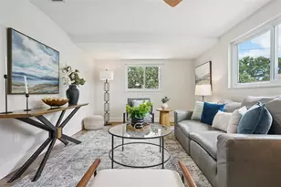 311 Shore Dr E, Oldsmar, FL 34677 - Photo 9