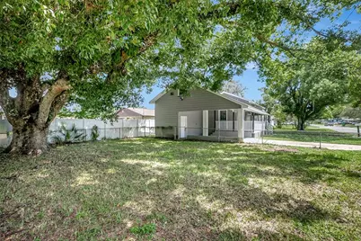 38145 7th Street, Zephyrhills, FL 33542 - Photo 43