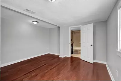 38145 7th Street, Zephyrhills, FL 33542 - Photo 21